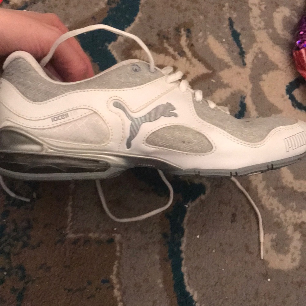 Gently worn white and gray Pumas